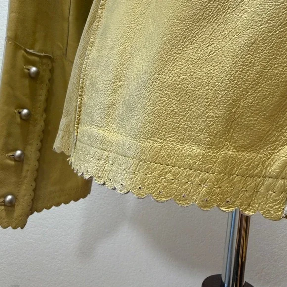 Vintage Y2K Cami NYC Western Cutouts Scalloped Edge Leather Jacket Size 16
